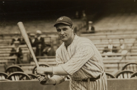 Lou Gehrig as a new Yankee 11 Jun 1923 by Pacific & Atlantic Photos (Heritage Auctions) [Public domain], via Wikimedia Commons