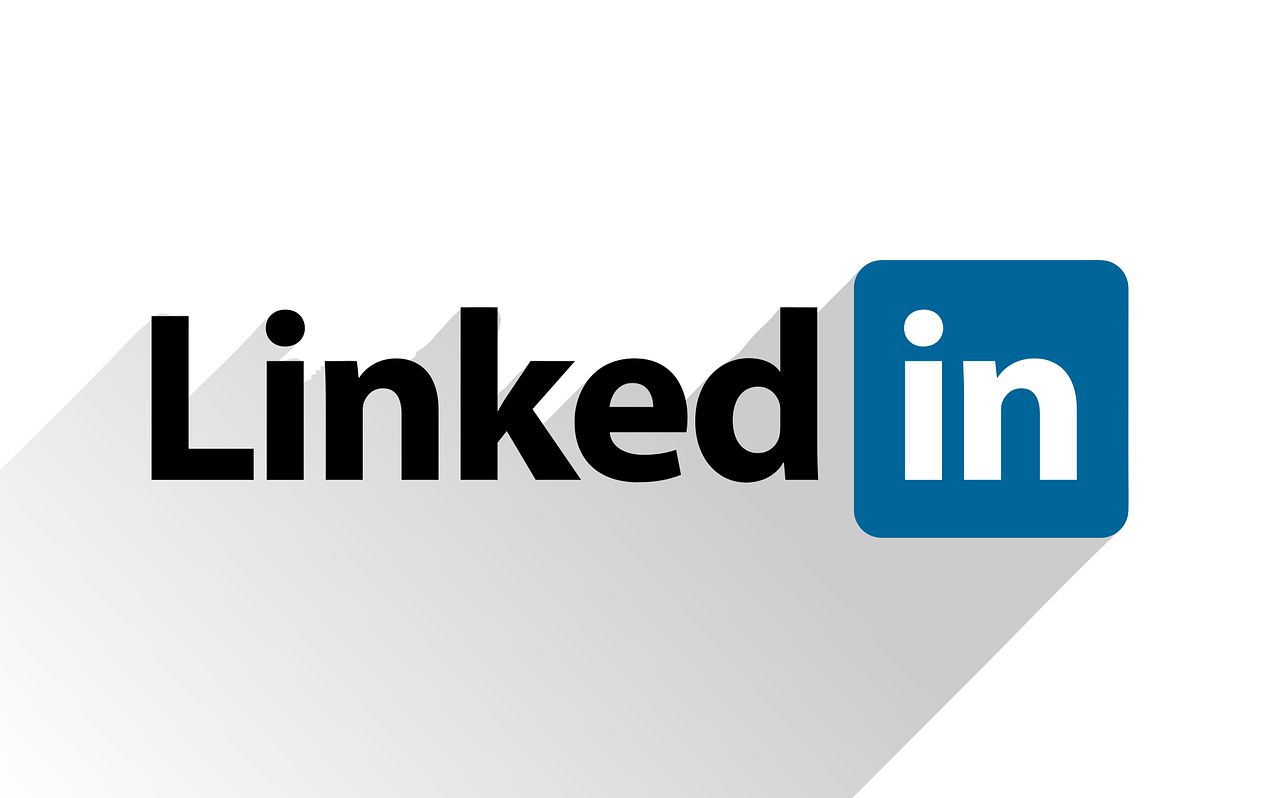 Why, How and When Should I Be Active on LinkedIn? The Science and Strategy Behind Content Sharing