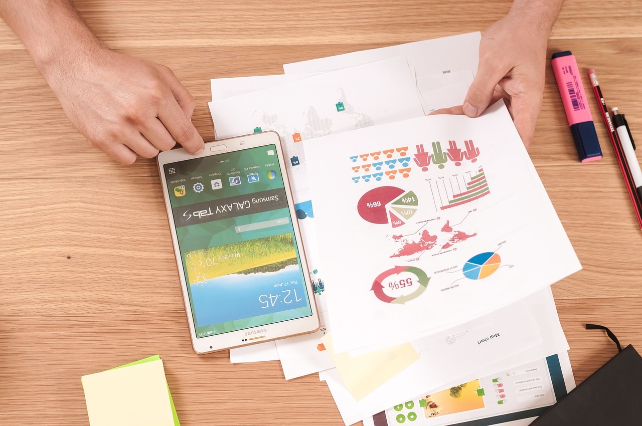 Draw Them a Picture: 4 Benefits of Infographics for Your Digital Marketing Strategy