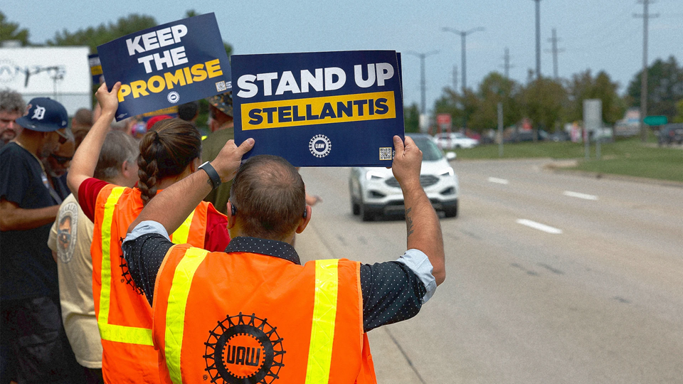 Why the UAW is threatening strikes against Stellantis again